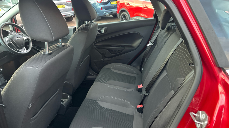 Ford Fiesta 1.0 EcoBoost Zetec 5dr Petrol Hatchback